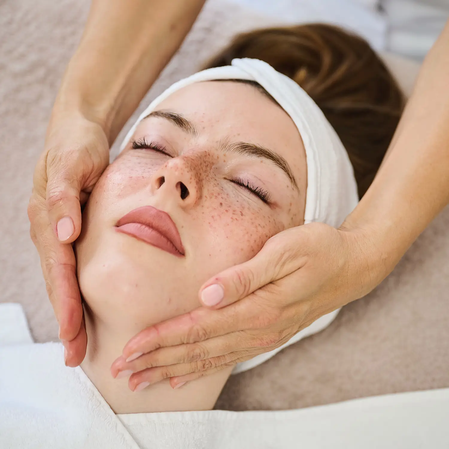 Kosmetische & klassische Gesichtsbehandlungen